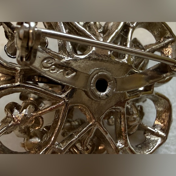 Vintage Coro Signed Silver Tone Chunky Rhinestone Brooch 3-D - Picture 5 of 9